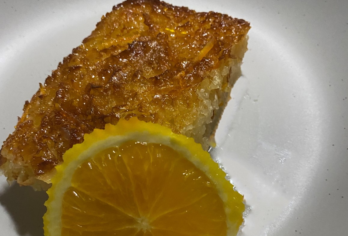 Greek orange and almond sponge cake recipe. Me To Mati